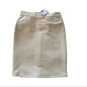 NEW!  | Guess | White | Pencil Skirt | Size S